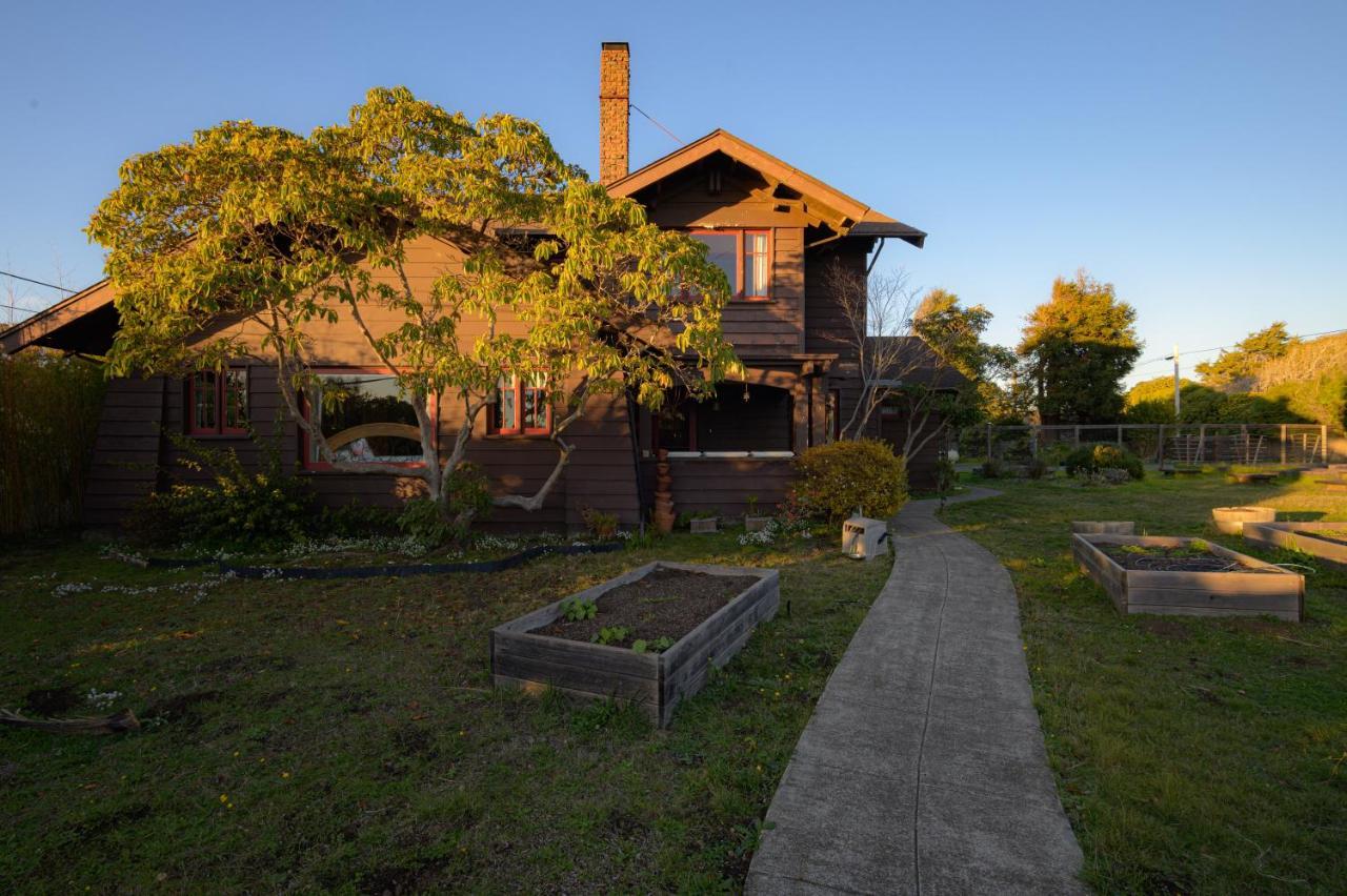 The Captains Quarters Fort Bragg Exterior photo